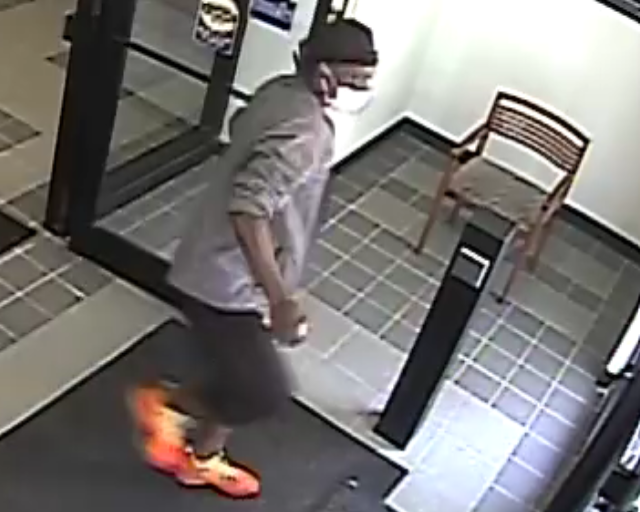 Edgewater-suspect-pic-2.png